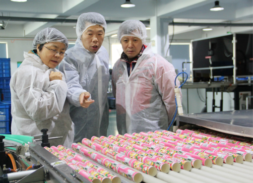 纸罐螺旋标项目科技成果通过专家组鉴定验收